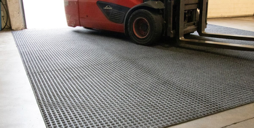 Truck mat deals