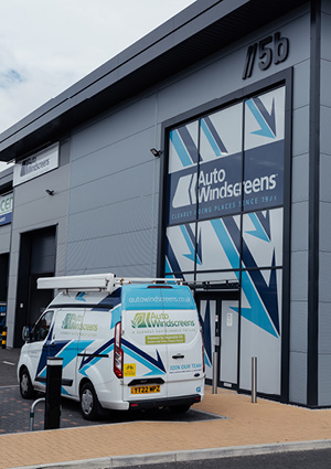 an Auto Windscreens service centre and fitting van