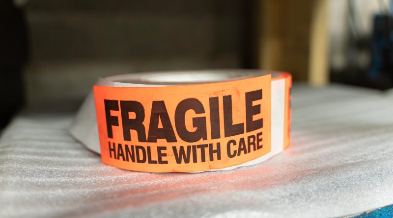 shipping fragile items parcel tape